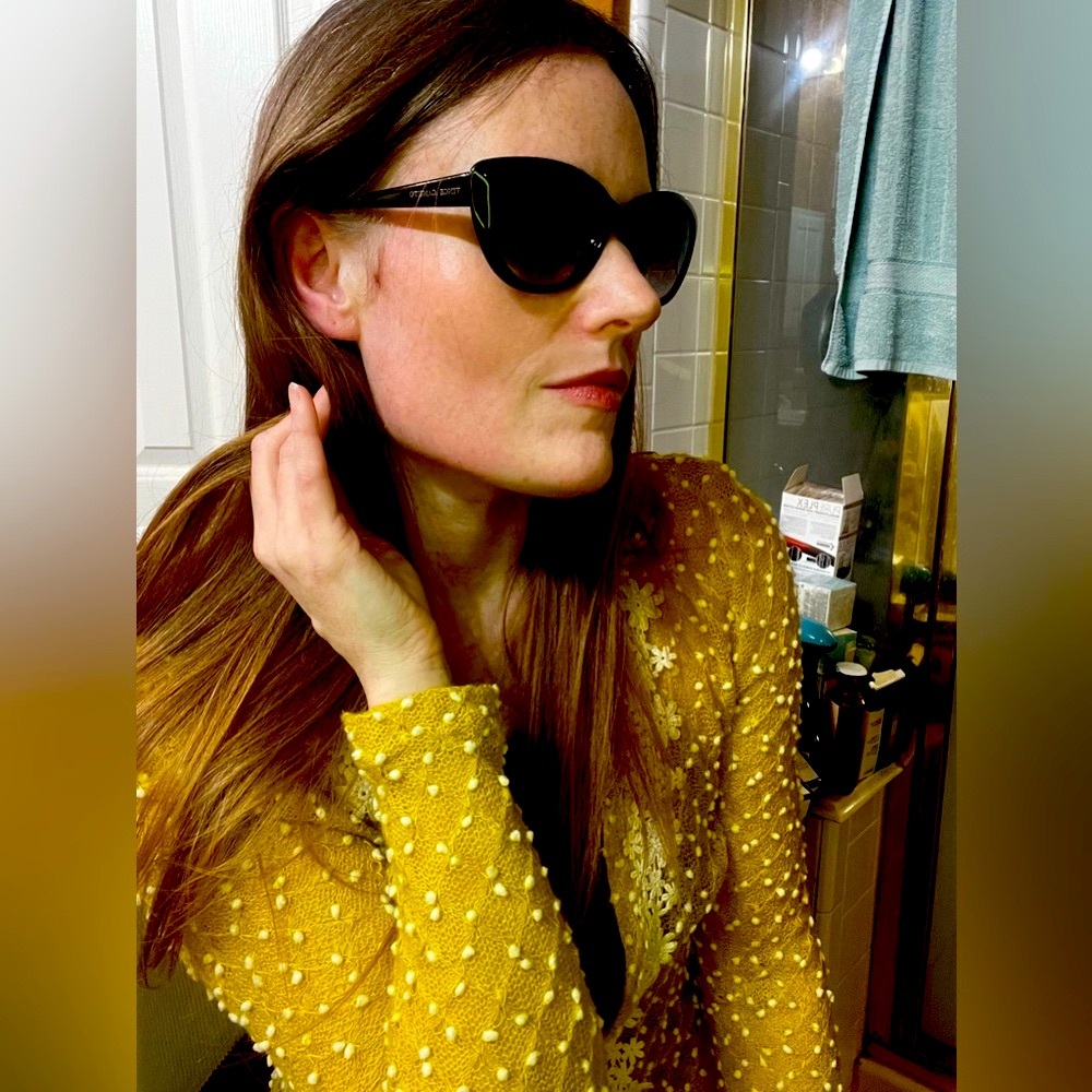 Vince Camuto Black Oversized Sunglasses - Picture 2 of 10